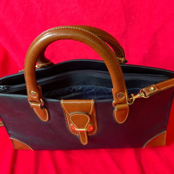 Black and Tan Shoulder Bag with Crossbody Strap - Picture 7 of 13